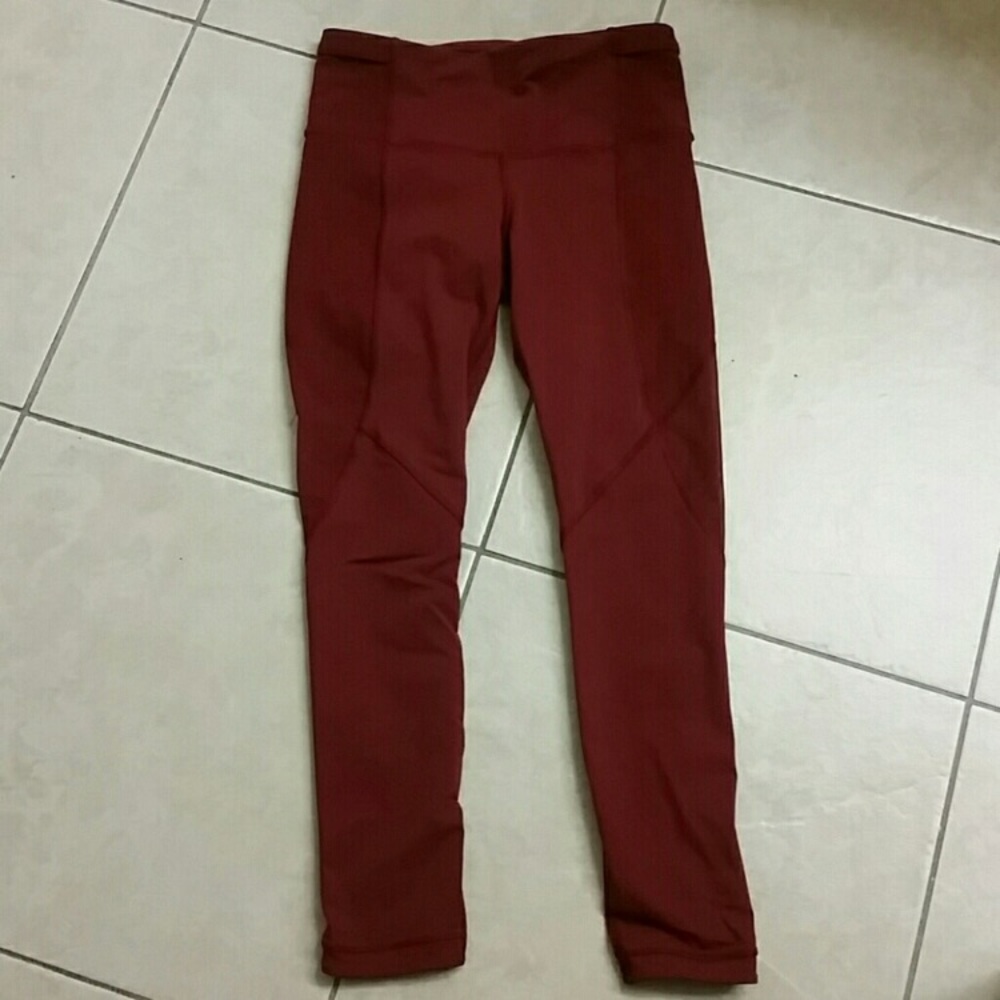 Lululemon leggings with mesh side